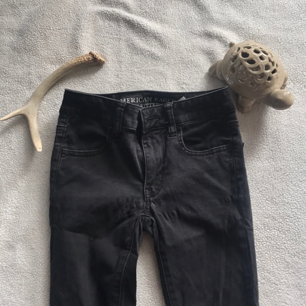Faded black American eagle skinny jeans